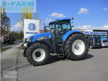 Traktors NEW HOLLAND T7050