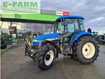 Traktors NEW HOLLAND TD5