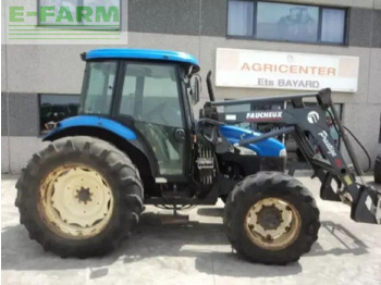 Traktors NEW HOLLAND