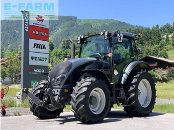 Traktors VALTRA A104