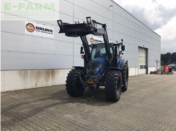 Traktors VALTRA