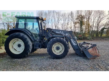 Traktors VALTRA N121