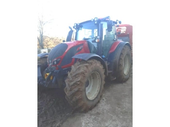 Traktors VALTRA N154