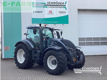 Traktors VALTRA T214