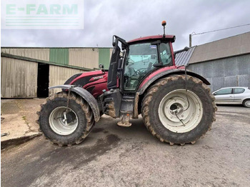 Traktors VALTRA T234