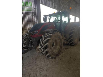 Traktors VALTRA T214