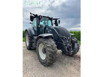 Traktors VALTRA T234