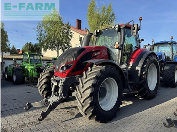 Traktors VALTRA T234