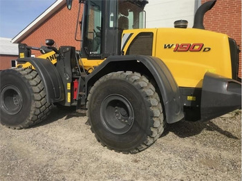 Riteņu iekrāvējs NEW HOLLAND W190