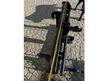 Jaunā Papildaprīkojums Big Genie / Terex Adapter mit 3 Punkt Aufnahme: foto 2