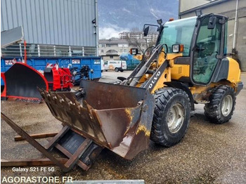 Iekrāvējs VOLVO L25B
