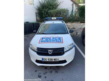 Vieglā automašīna Dacia LOGAN: foto 1