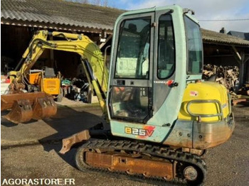 Ekskavators YANMAR B25V