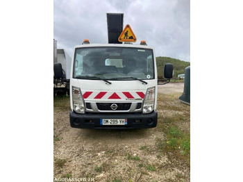 Autopacēlājs NISSAN