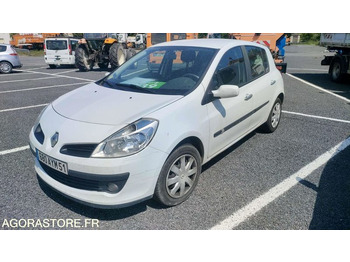 Vieglā automašīna RENAULT