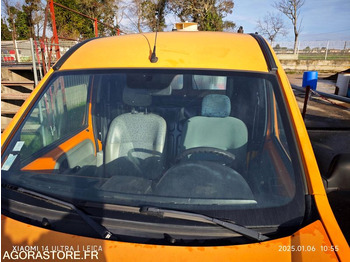 Mazs furgons RENAULT Kangoo FM-445-KQ - Moteur tournant: foto 5