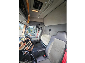 Vilcējs TRACTEUR RENAULT - 2017 - 580000km: foto 5 Vilcējs TRACTEUR RENAULT - 2017 - 580000km: foto 5