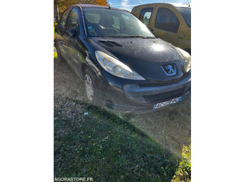 Vieglā automašīna PEUGEOT