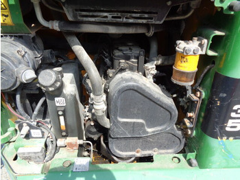 Kompaktiekrāvējs JCB 135 R: foto 5