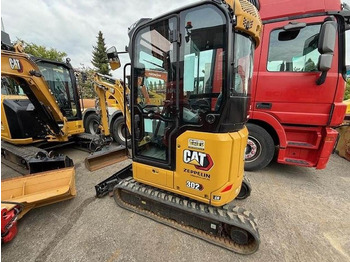Mini-ekskavators CATERPILLAR 302