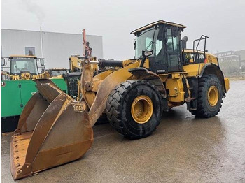 Riteņu iekrāvējs CATERPILLAR 966M