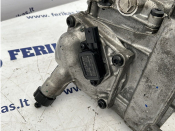 Degvielas filtrs - Kravas automašīna Mercedes-Benz fuel filter housing: foto 5