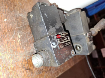 Hidrauliskais cilindrs Volvo ZFLS / Herion: foto 2 Hidrauliskais cilindrs Volvo ZFLS / Herion: foto 2