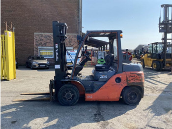 Gāzes iekrāvējs TOYOTA