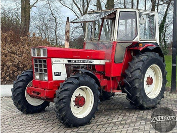 Traktors CASE IH