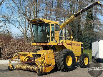Lopbarības kombains NEW HOLLAND