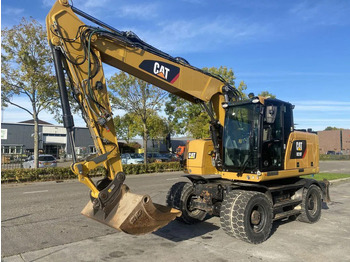Riteņu ekskavators CATERPILLAR M318F