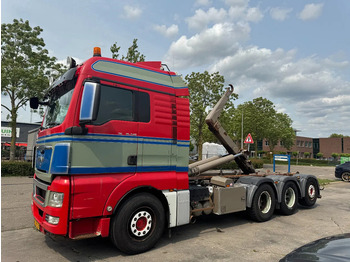 Pacēlājs ar āķi MAN TGX