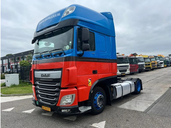 Vilcējs DAF XF 440