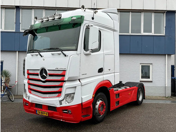 Vilcējs MERCEDES-BENZ Actros 1845