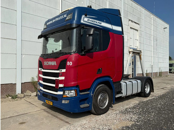 Vilcējs SCANIA R 450