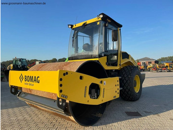 Vibrorullis BOMAG