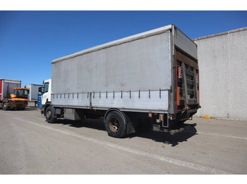 Kravas automašīna ar tentu Scania P 94-230 Curtainsider/Plane/Gardin: foto 4