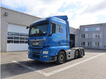 Vilcējs MAN TGX 26.460