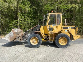 Riteņu iekrāvējs CATERPILLAR 12