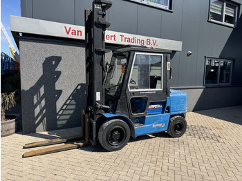 Dīzeļiekrāvējs Caterpillar DP35K: foto 2