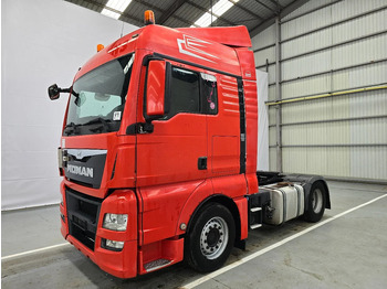 Vilcējs MAN TGX 18.440