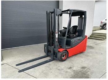 Autokrāvējs JUNGHEINRICH EFG