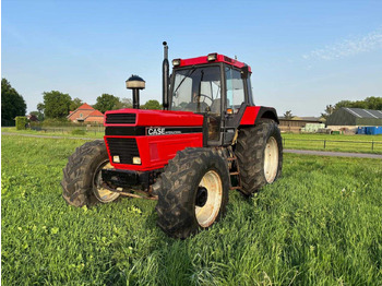 Traktors CASE IH 1455XL