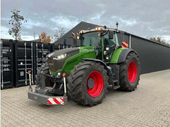 Traktors FENDT 900 Vario
