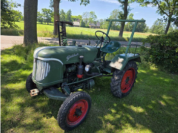 Traktors GÜLDNER