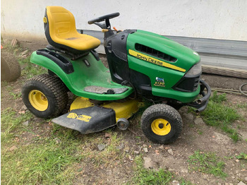 Traktors JOHN DEERE