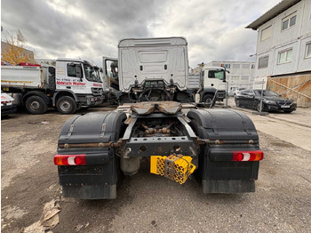 Kravas automašīna MERCEDES-BENZ ACTROS 1843 TRACTOR: foto 4