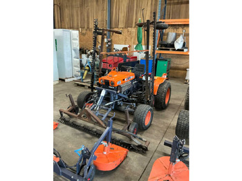 Mini traktors Kubota B7000 4WD: foto 4