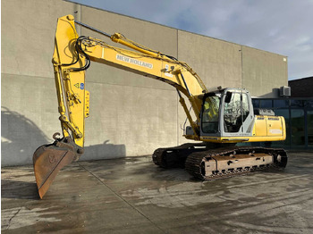 Ekskavators NEW HOLLAND E215B