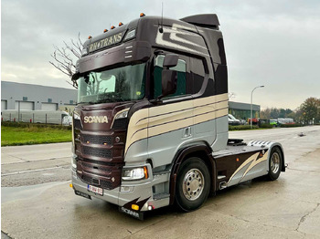 Kravas automašīna SCANIA R 520